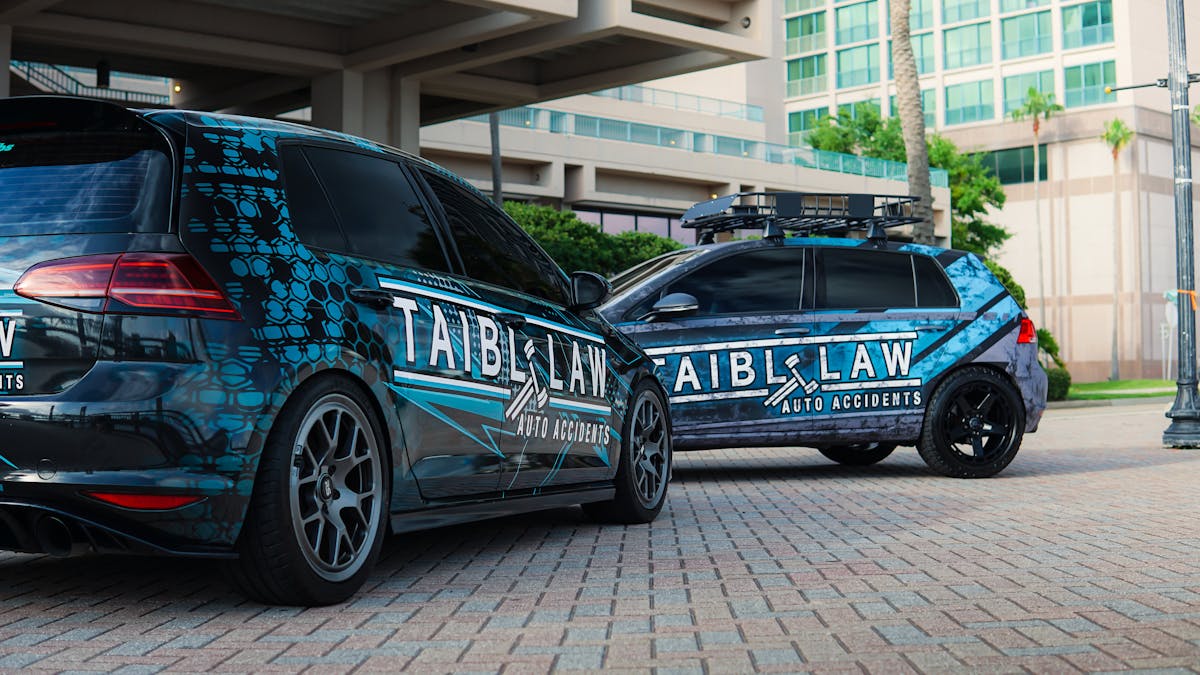 Vehicle door decal. Large Format Printing